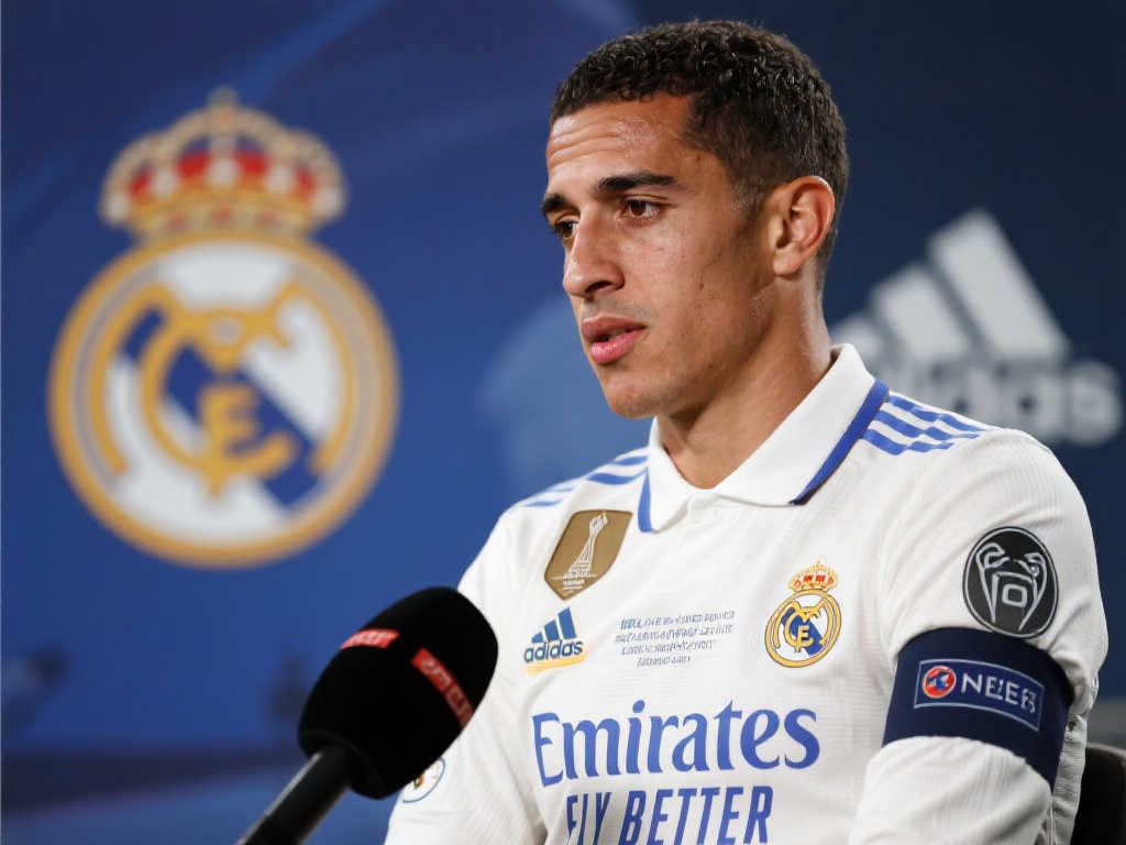 阿扎尔退役传闻再起 下家仍无定论